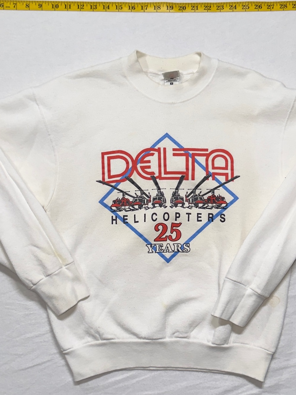 1980s genuine vintage 25 Years delta White Crewneck Sweater